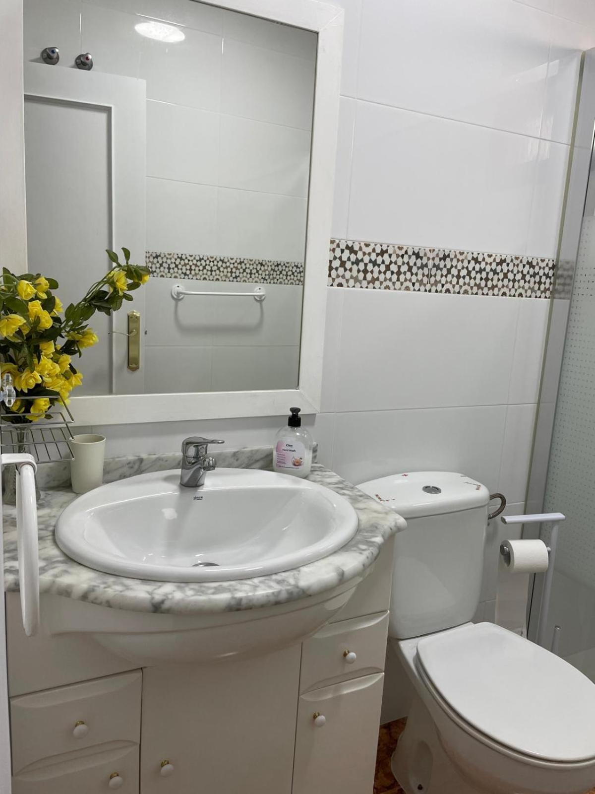 Precioso Apartamento De Dos Plantas Con Vistas Frigiliana Exterior foto