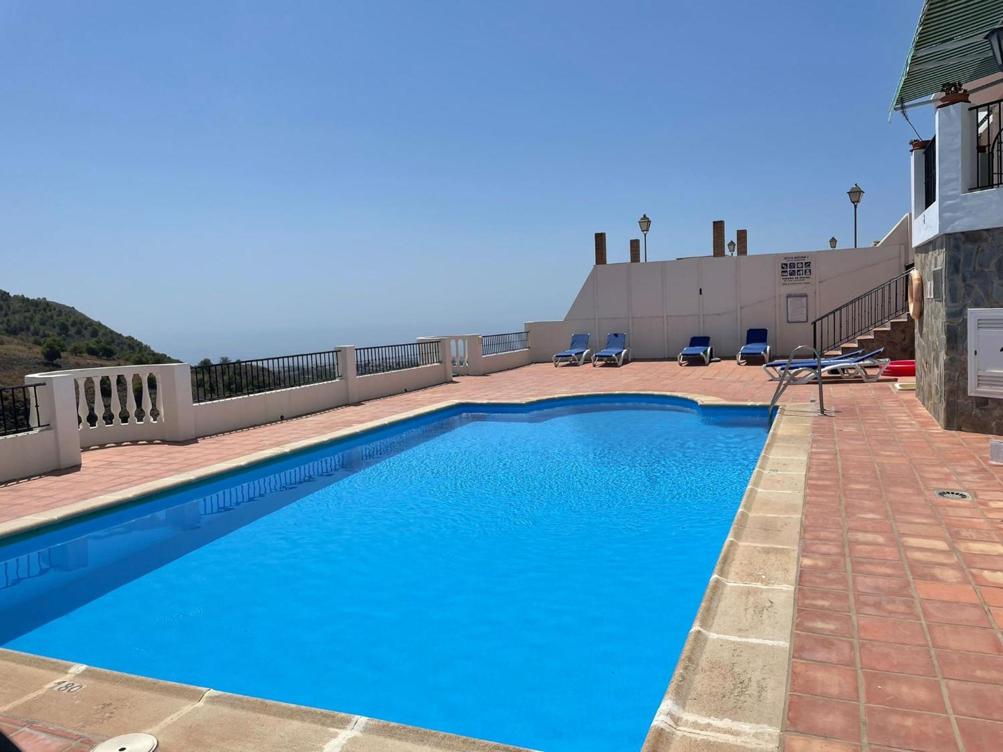Precioso Apartamento De Dos Plantas Con Vistas Frigiliana Exterior foto