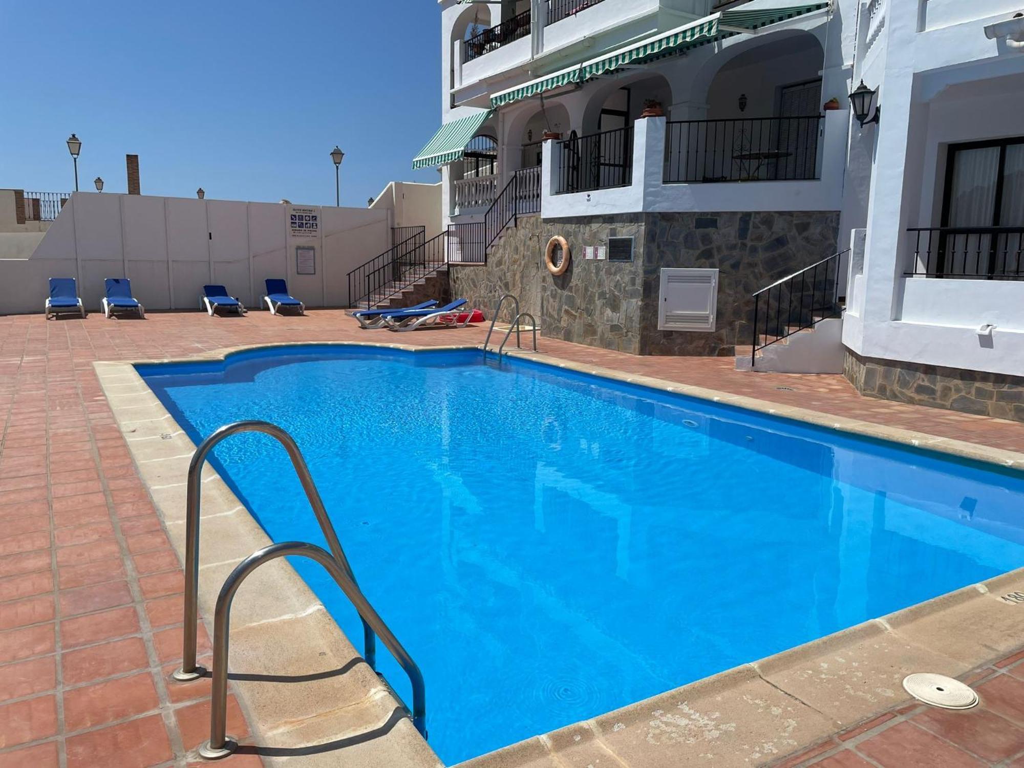Precioso Apartamento De Dos Plantas Con Vistas Frigiliana Exterior foto